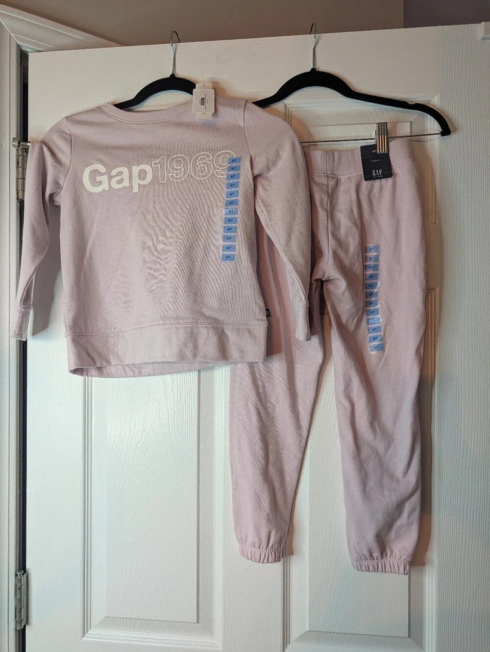 Gap Kids Girls 6/7 Pink Gap 1969 Sweatshirt Jogger Set 2 Piece NWT